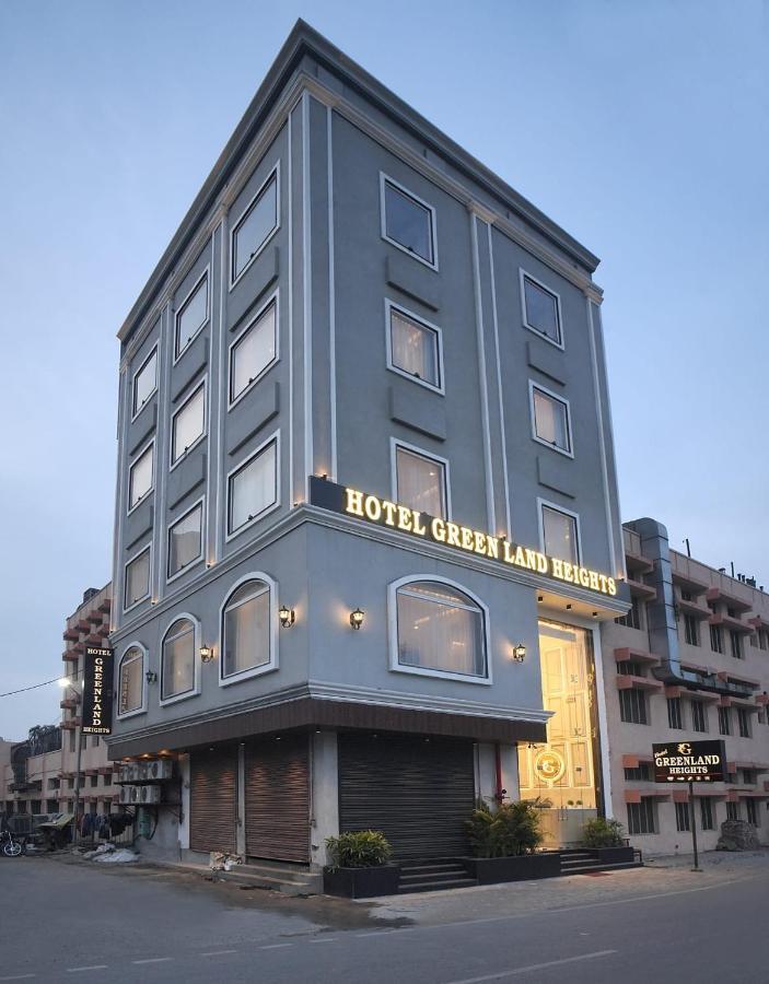 Hotel Green Land Heights Amritsar Esterno foto