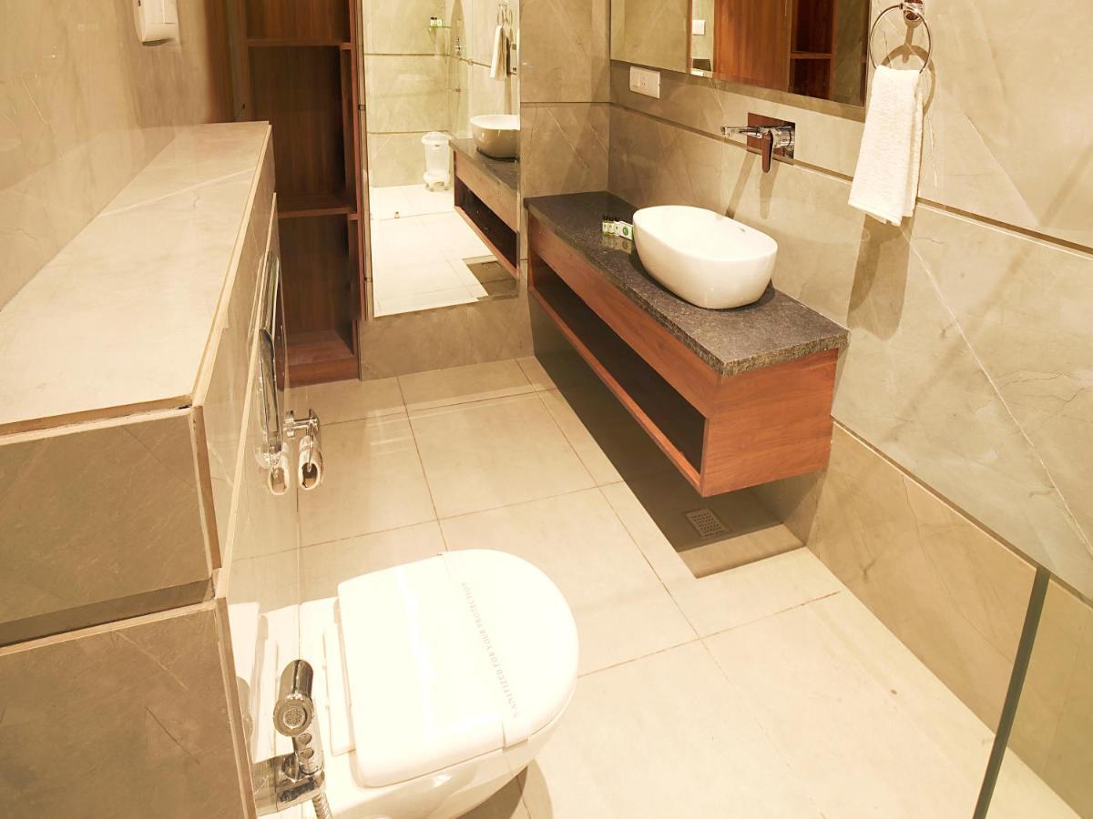 Hotel Green Land Heights Amritsar Esterno foto