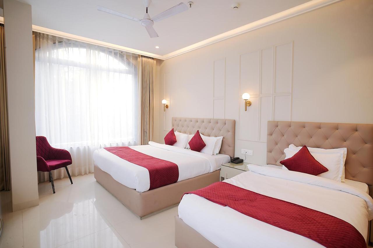 Hotel Green Land Heights Amritsar Esterno foto